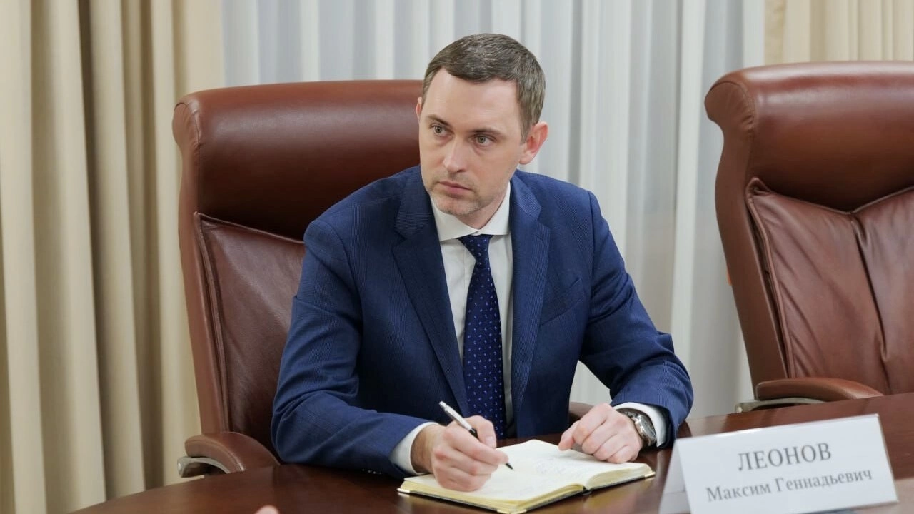 Леонов анонсировал планы по комплексному развитию районов Энгельса