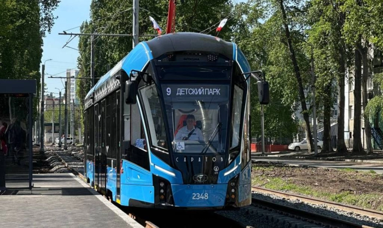 Работникам электротранспорта в Саратове повысят зарплату на 20%