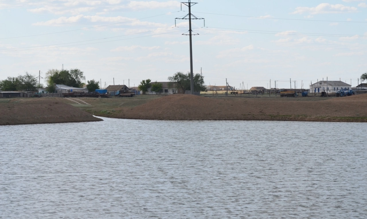 В Саратовской области полностью закачали воду в пруды 5 районов Левобережья