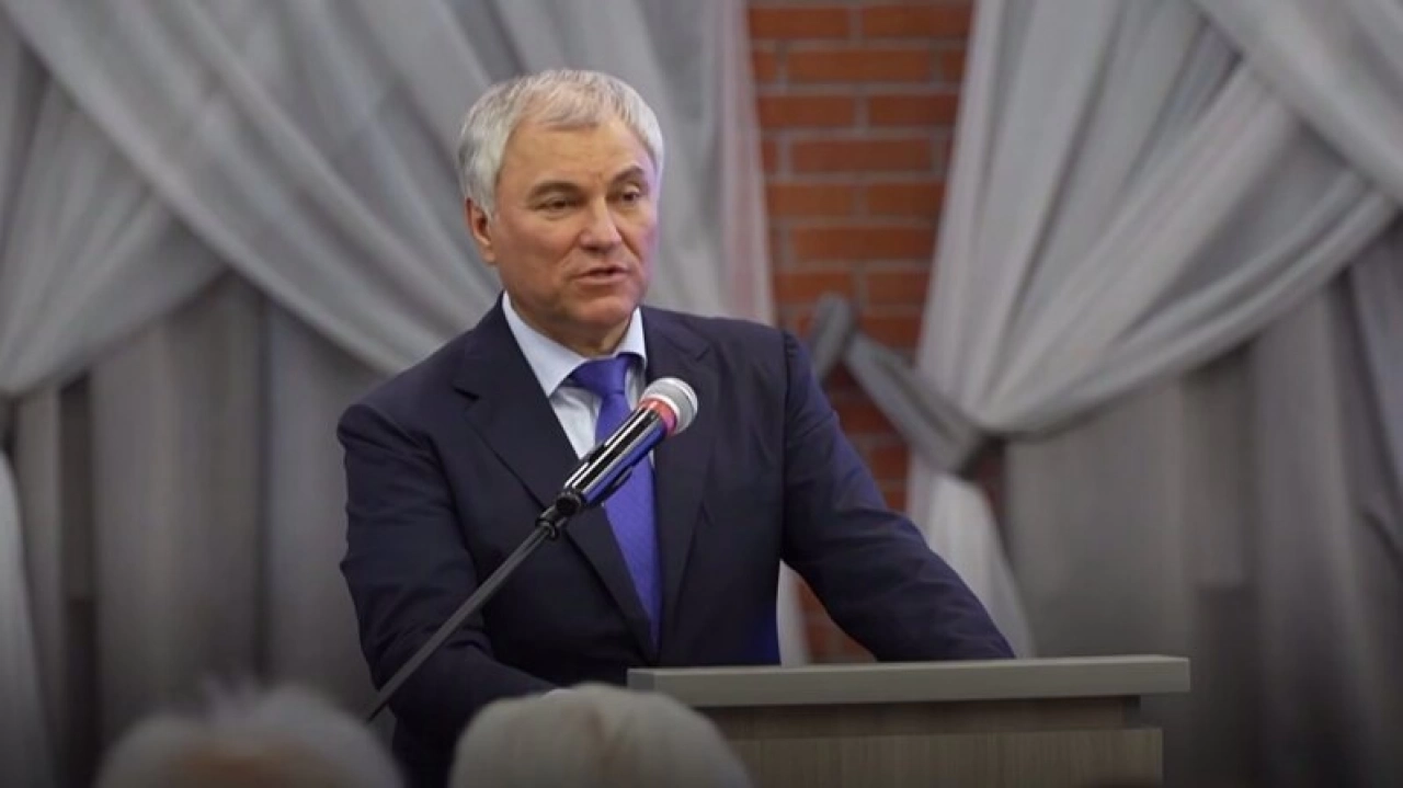 Спикер Госдумы Володин посетил в Саратове военный госпиталь
