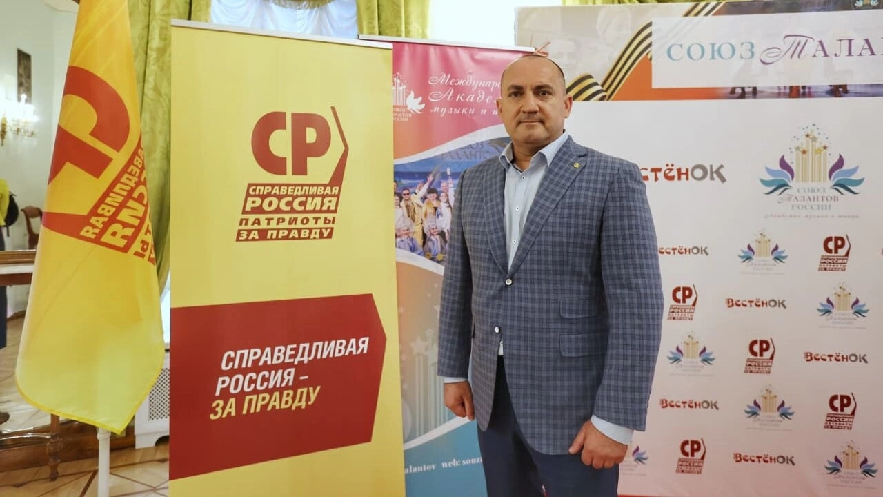 Калинин стал почётным гостем гала-концерта «Песни, опалённые войной» 