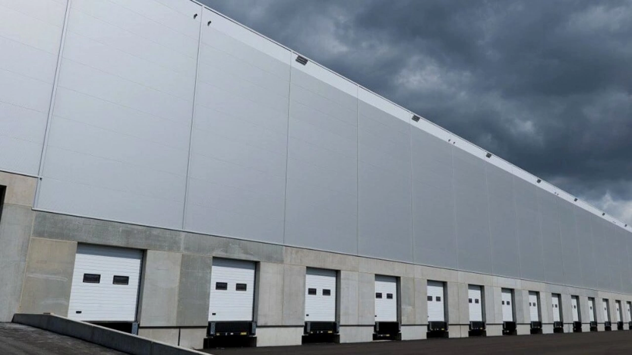 Логистический центр Ozon в Саратове наберет 1500 сотрудников