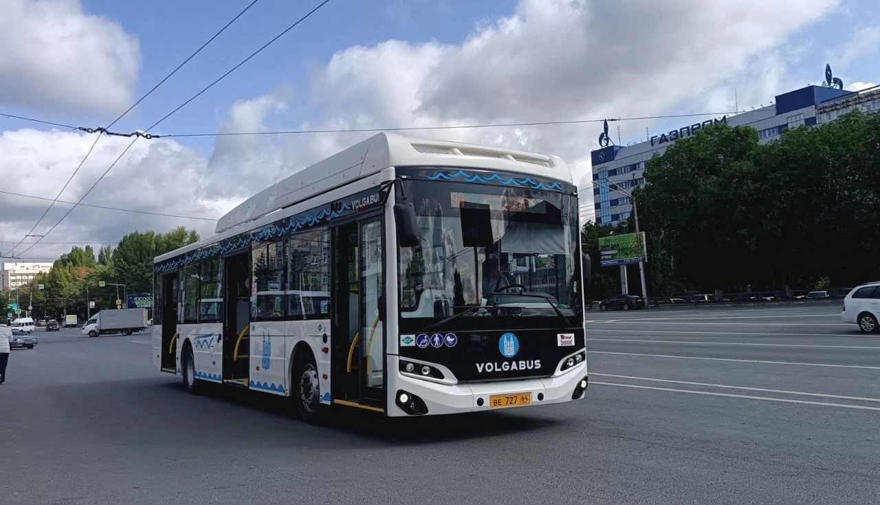 В Саратове на популярный маршрут вышли новые автобусы  