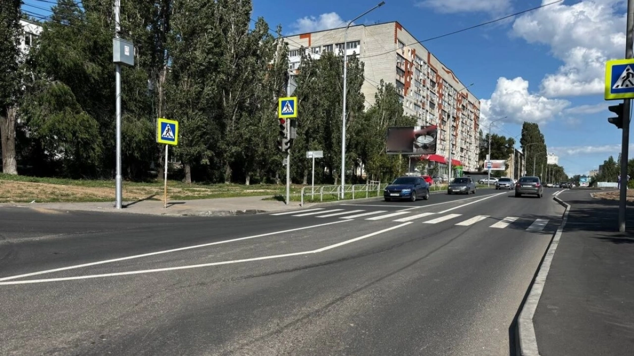 В Саратове завершили ремонт улицы Навашина по нацпроекту Президента